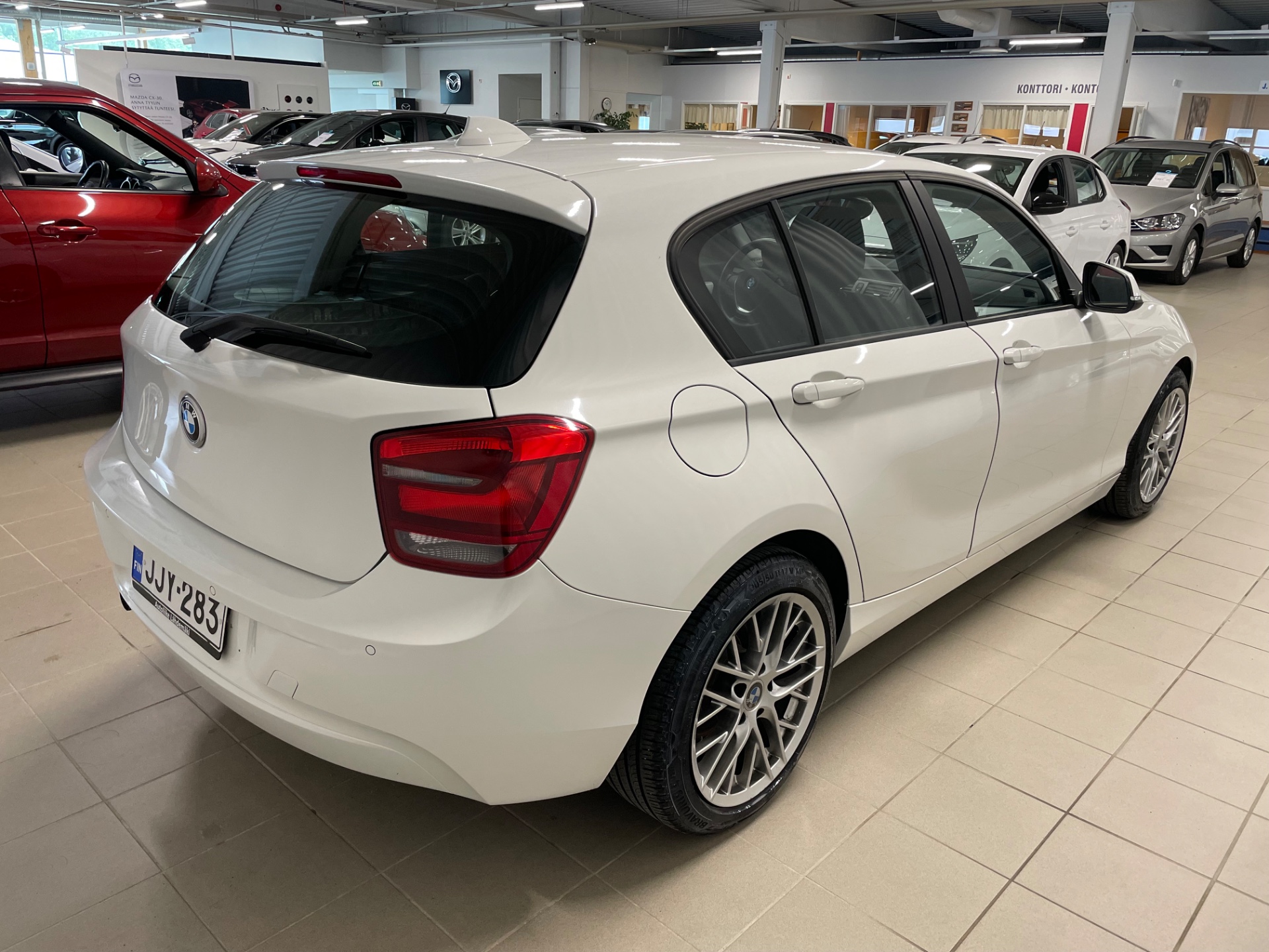 BMW 114 F20 TwinPower Turbo / Siistikuntoinen / Hyvä huoltokirja / Jakoketju vaihdettu