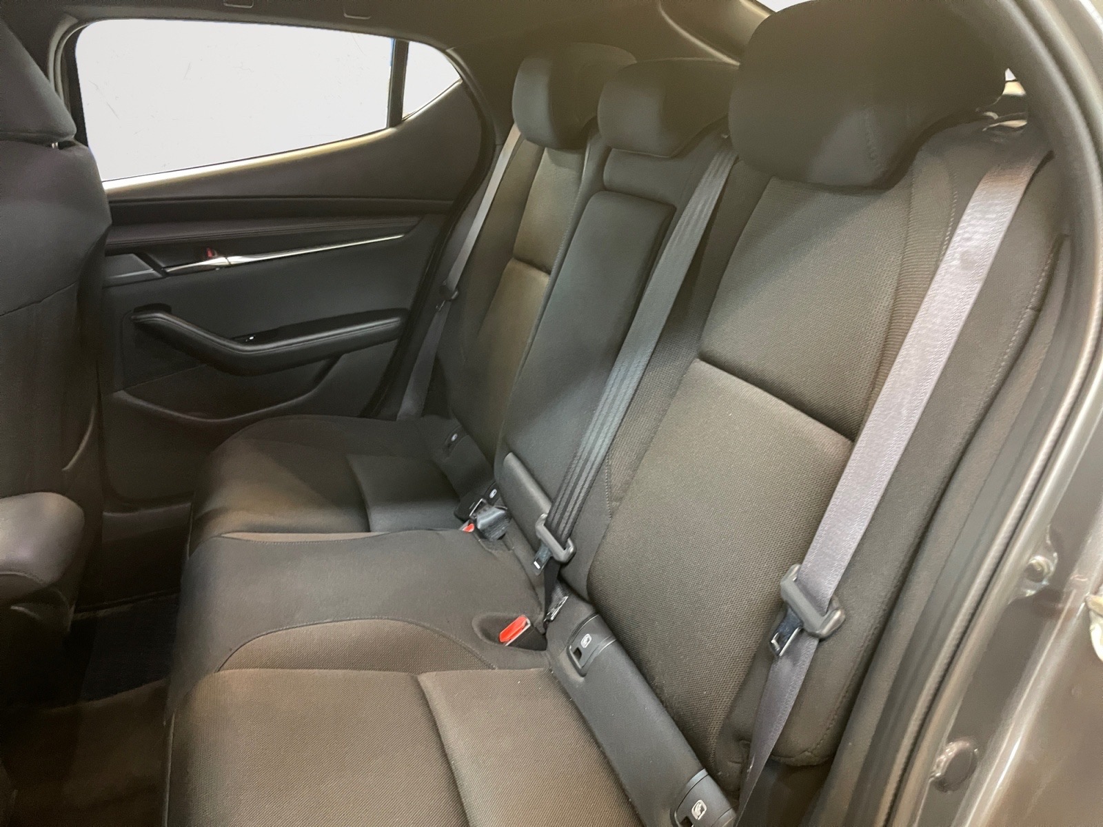 MAZDA Mazda3 16