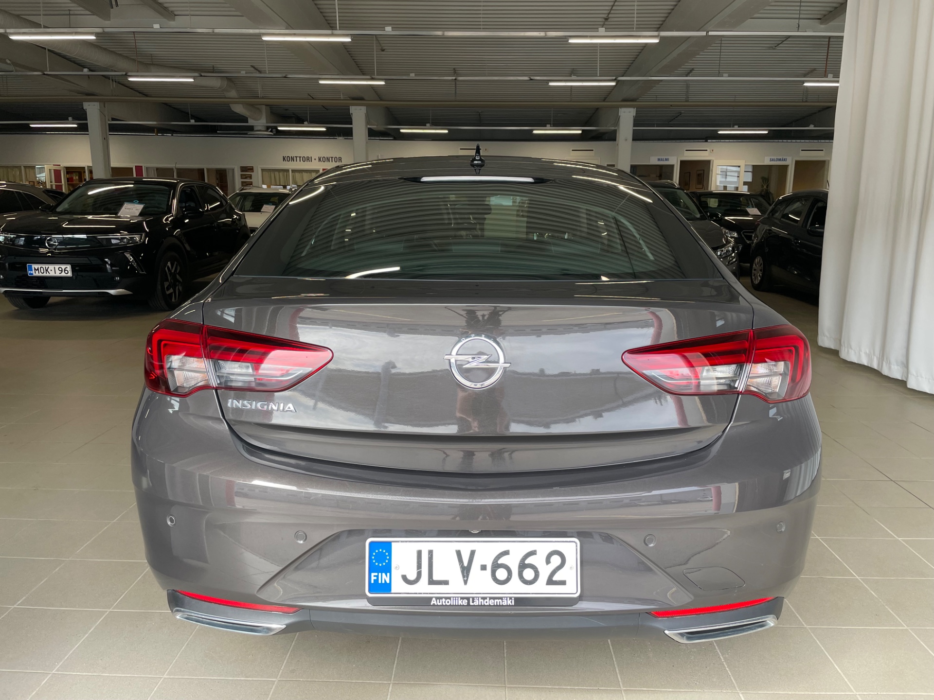OPEL Insignia Grand Sport Innovation Plus 200 Turbo A / Huippu varusteet / 200 Hevosvoimainen