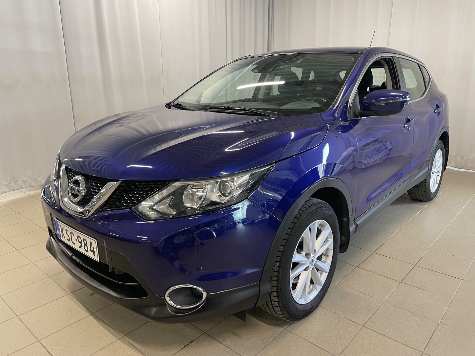 NISSAN QASHQAI DIG-T 115 Acenta 2WD 6M/T E6 Safety Pack / Juuri huollettu ja katsastettu