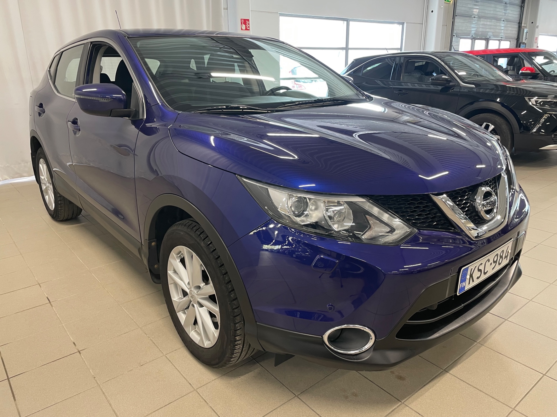 NISSAN QASHQAI DIG-T 115 Acenta 2WD 6M/T E6 Safety Pack / Juuri huollettu ja katsastettu