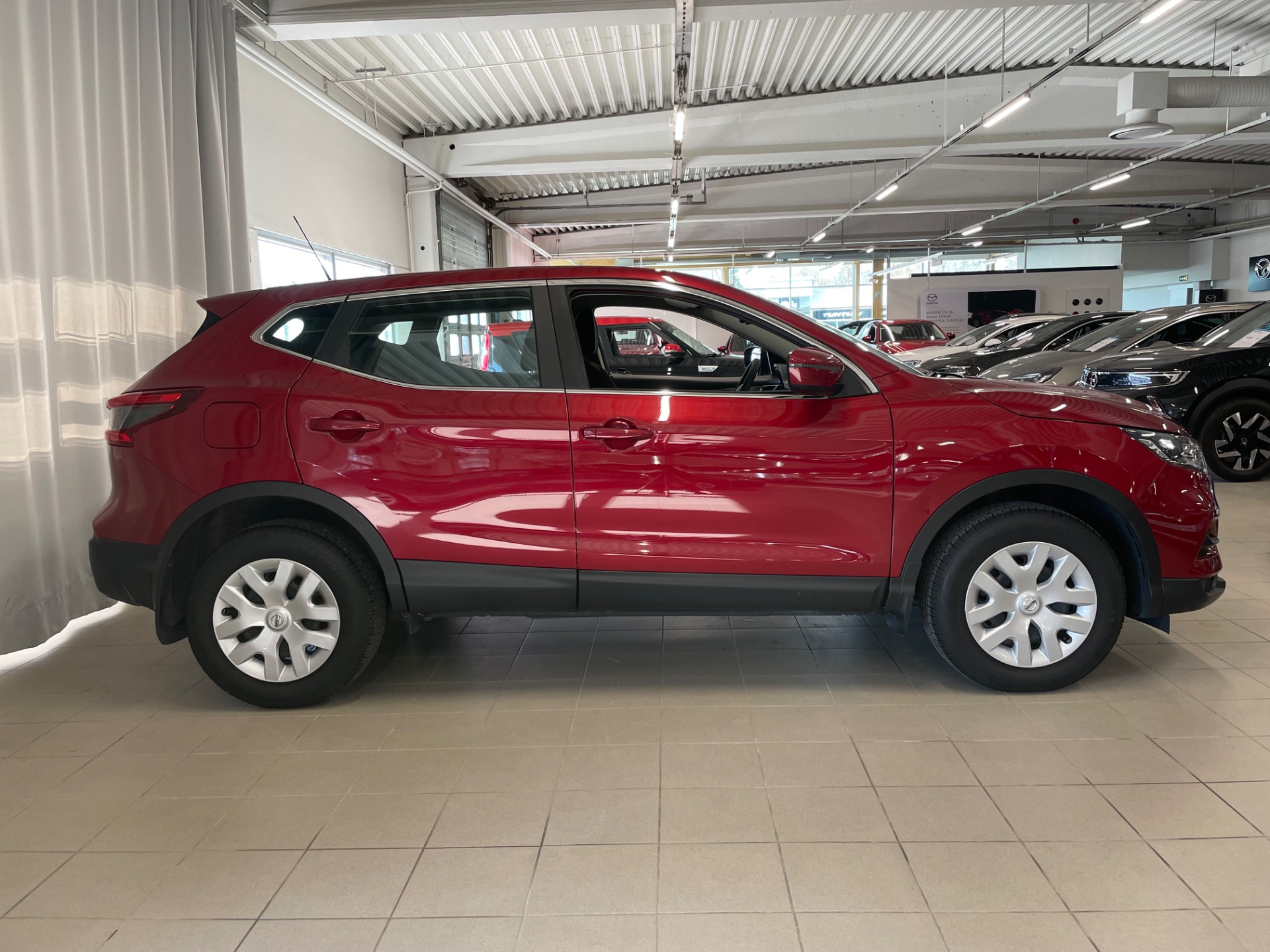 Nissan Qashqai DIG-T 140 Visia 2WD 6M/T