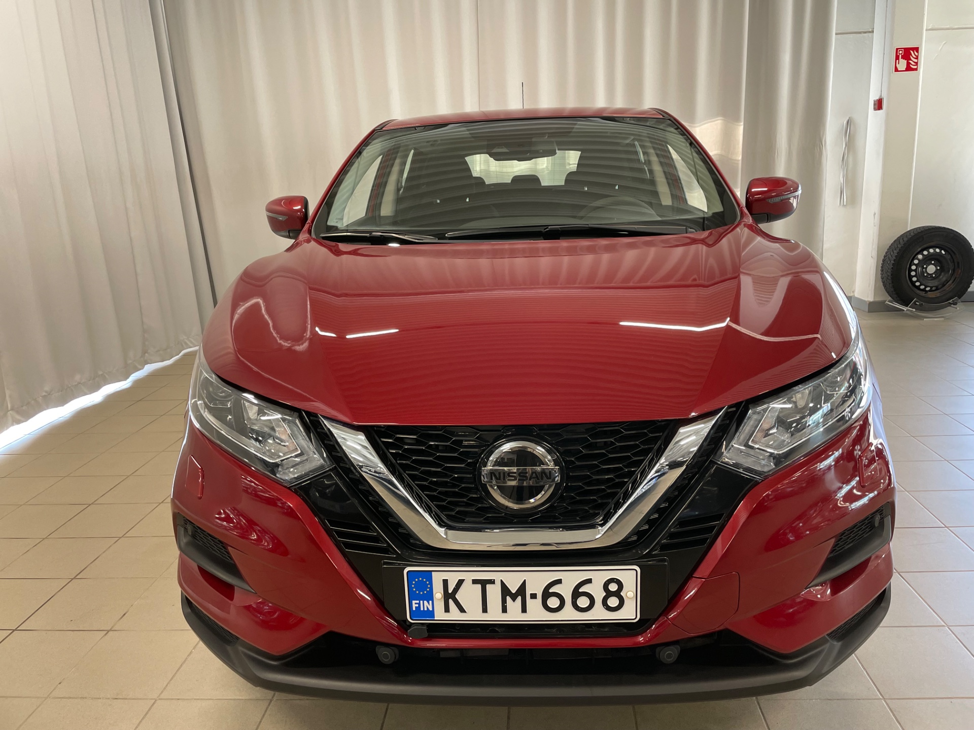 Nissan Qashqai DIG-T 140 Visia 2WD 6M/T