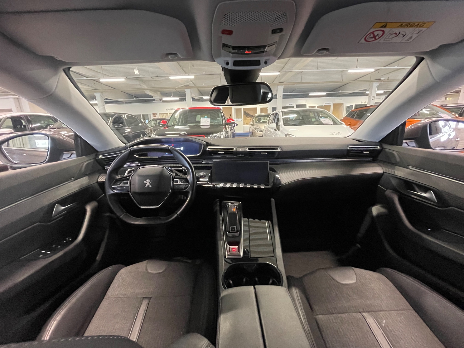 PEUGEOT 508 SW Allure PureTech 180 EAT8-automaatti