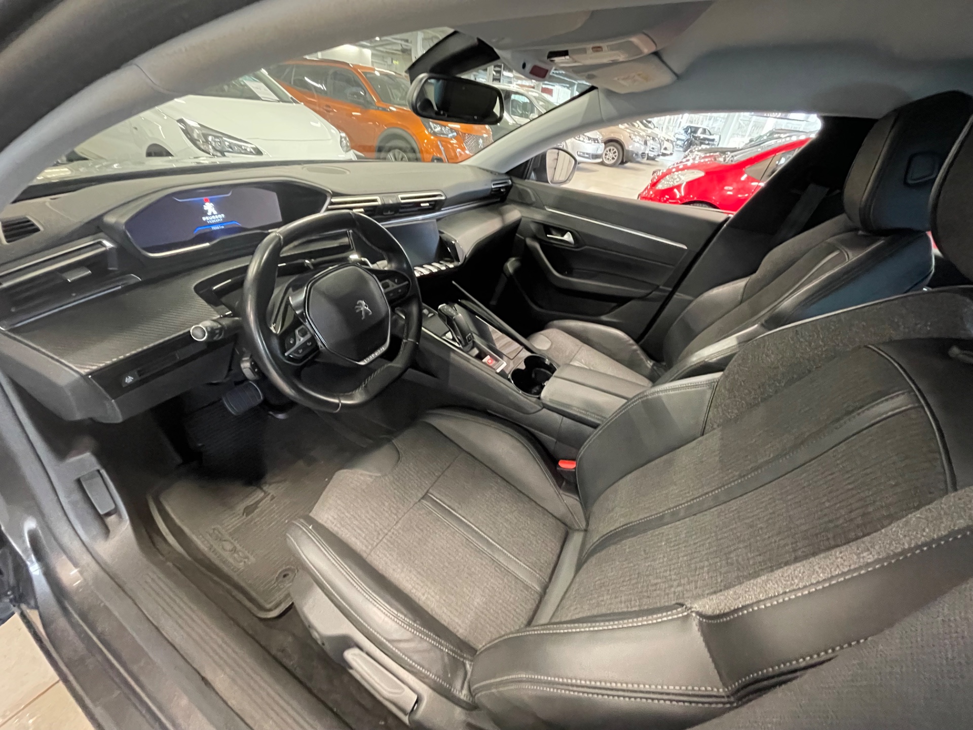 PEUGEOT 508 SW Allure PureTech 180 EAT8-automaatti