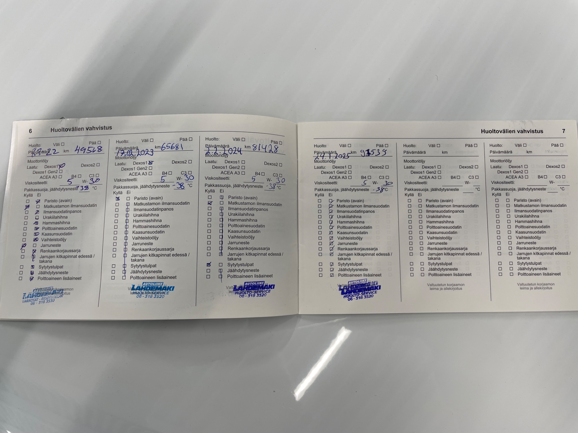 OPEL Insignia Sports Tourer Executive 200 Turbo A / Huippusiisti / Täydellinen merkkiliikkeen huoltokirja