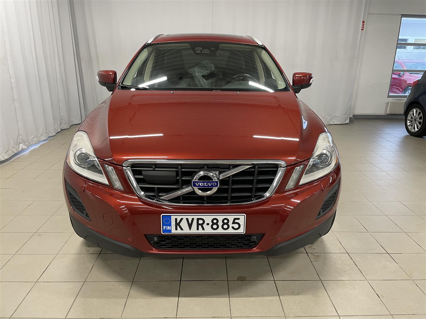 VOLVO XC60 D5 AWD Summum aut / Korko 2.99%+kulut