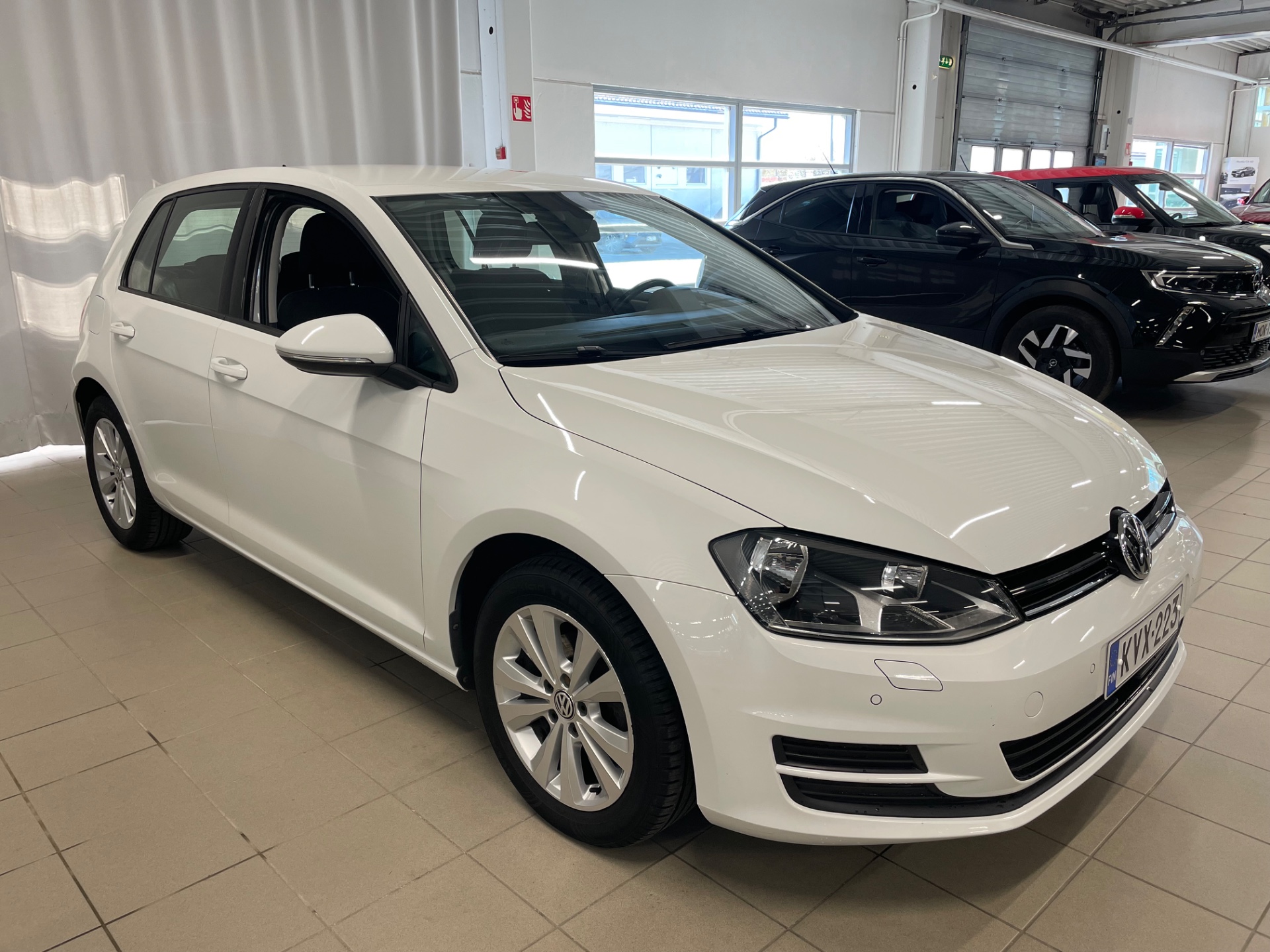 VOLKSWAGEN GOLF Comfortline 1,2 TSI 81 kW (110 hv) DSG-automaatti / Siisti Golf