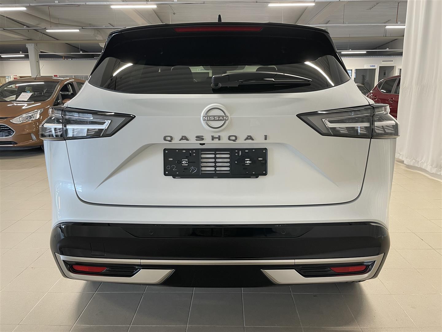 Nissan Qashqai MHEV 158 Xtronic 2WD Tekna 2-Tone MY24 / sisältää kahdet renkaat!