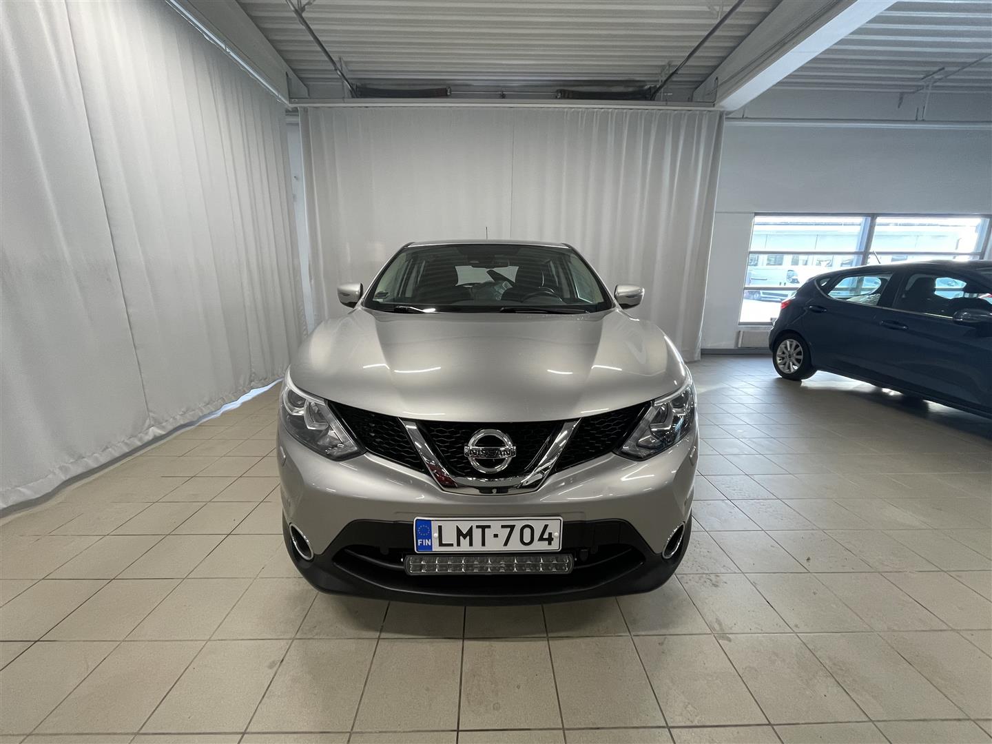 NISSAN Qashqai DIG-T 115 Acenta 2WD Xtronic E6 Safety Pack / Vetokoukku / Täydellinen h-kirja / Lämpöpaketti /