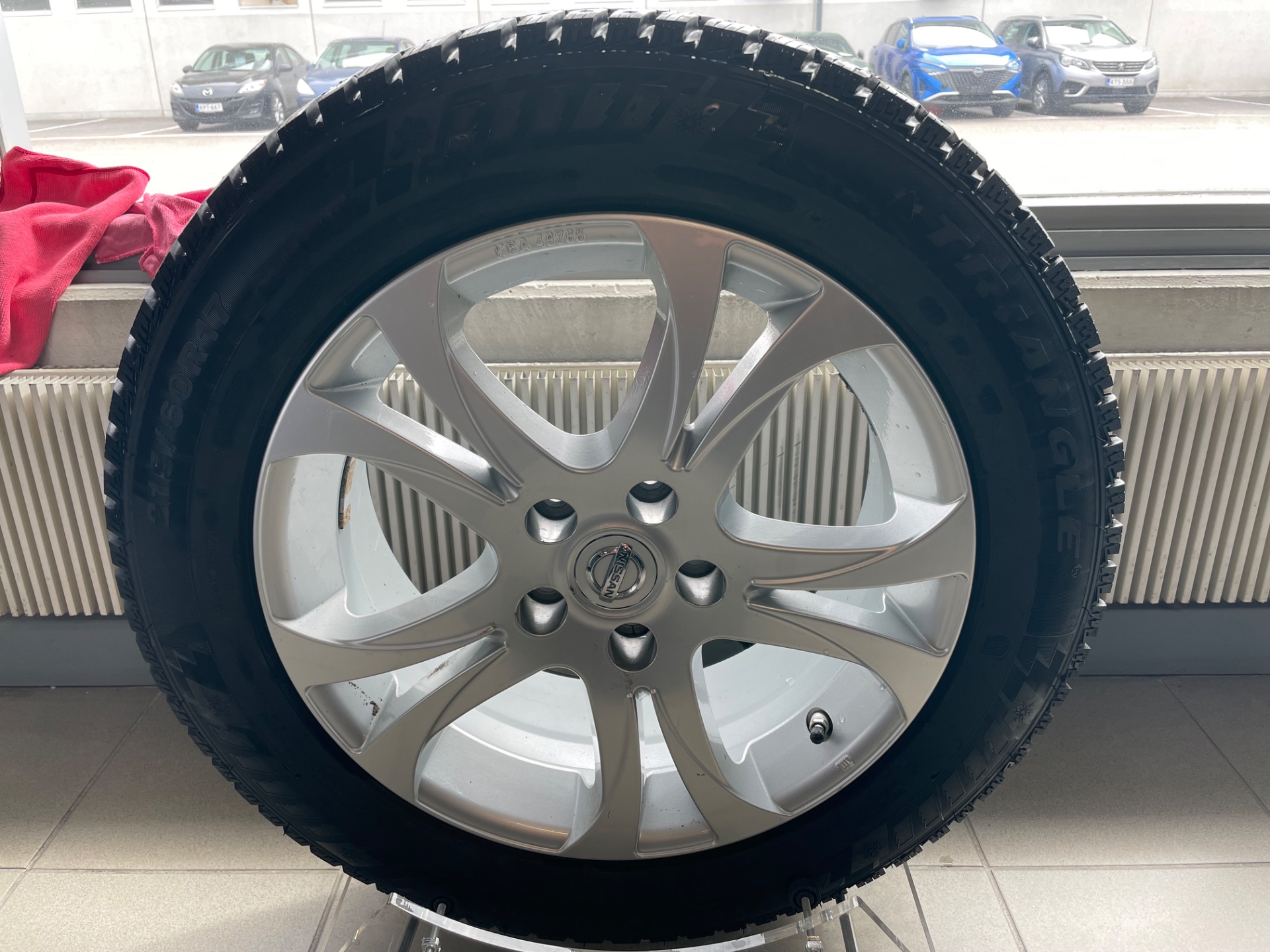 NISSAN QASHQAI DIG-T 115 Tekna 2WD 6M/T E6 Design Pack 19" Alcantara