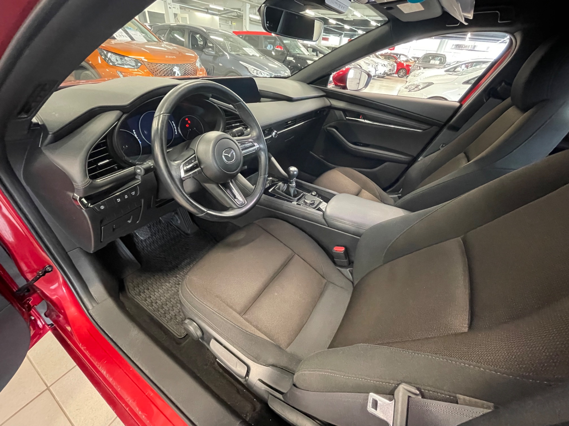 MAZDA Mazda3 Hatchback 2,0 (180hv) M Hybrid Skyactiv-X Vision Plus Business MT / Korkotarjous 2,99% + kulut