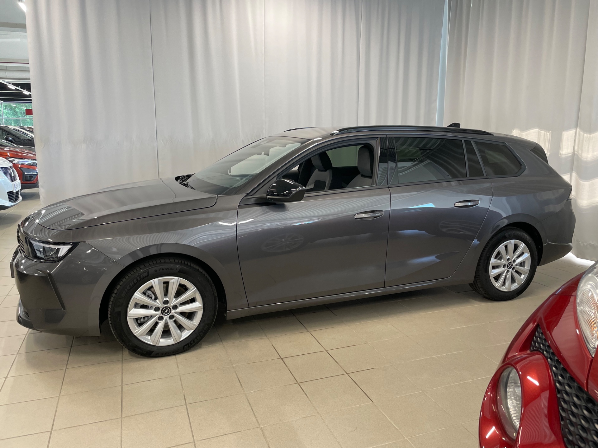 Opel Astra Sports Tourer Edition Plus Hybrid 145 Automaatti