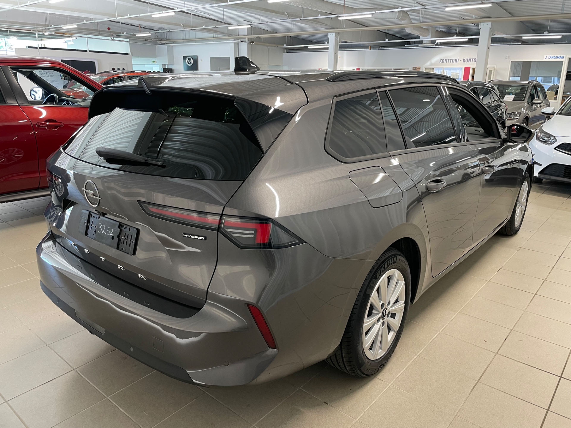 Opel Astra Sports Tourer Edition Plus Hybrid 145 Automaatti