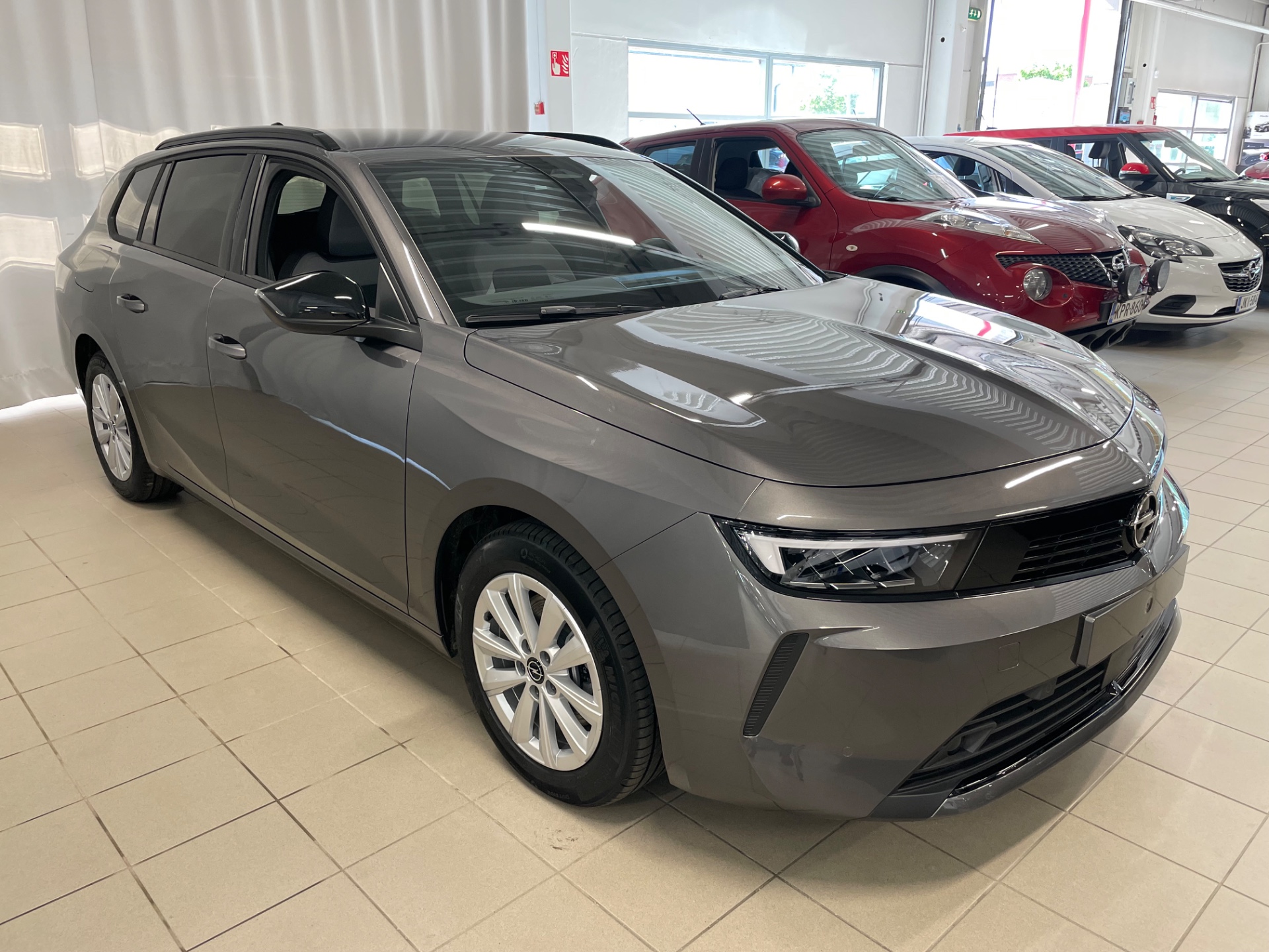 Opel Astra Sports Tourer Edition Plus Hybrid 145 Automaatti