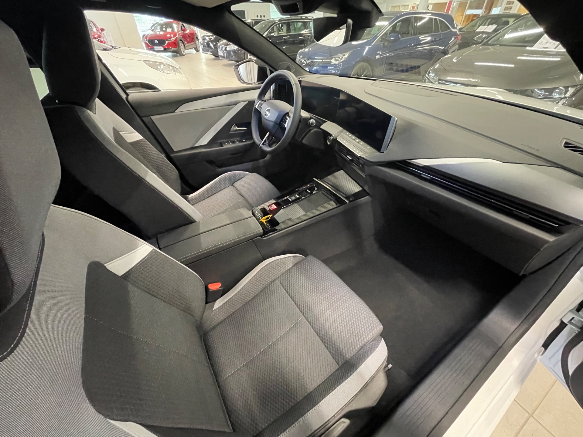Opel Astra Sports Tourer Edition Plus Hybrid 136 / Korko 0.9%+kulut