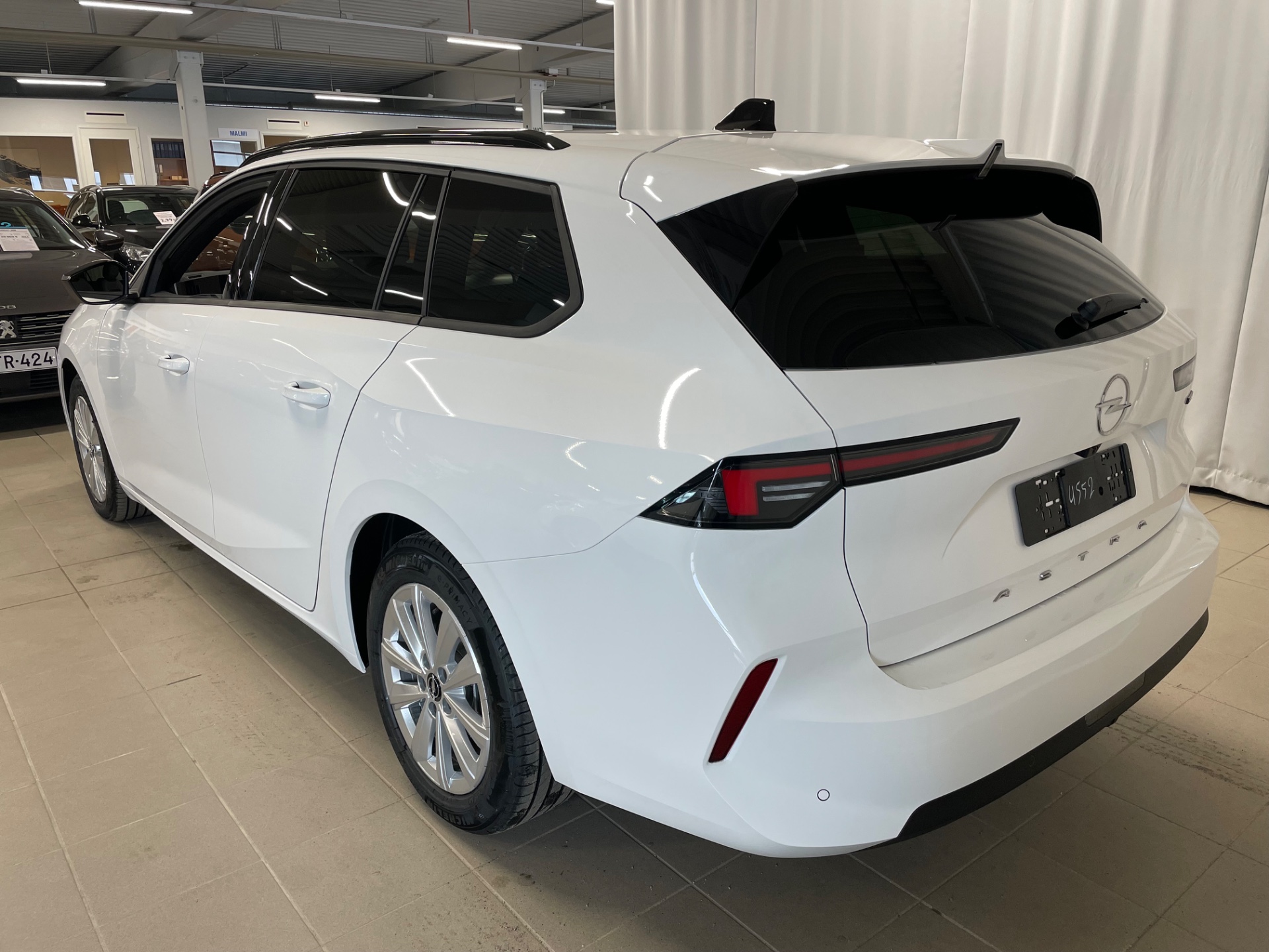 Opel Astra Sports Tourer Edition Plus Hybrid 136 / Korko 0.9%+kulut