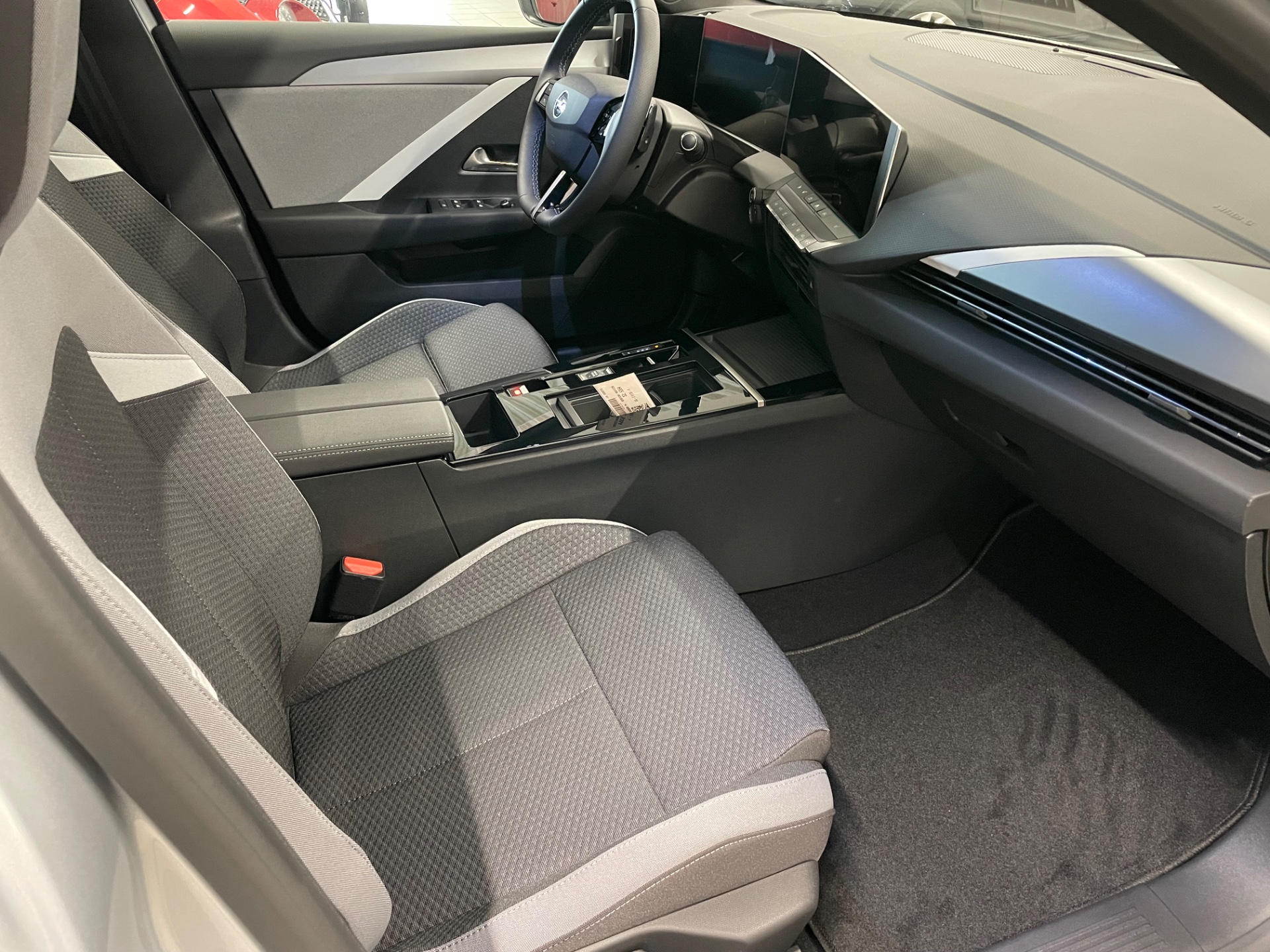 Opel Astra Sports Tourer Edition Plus Hybrid 145 Automaatti