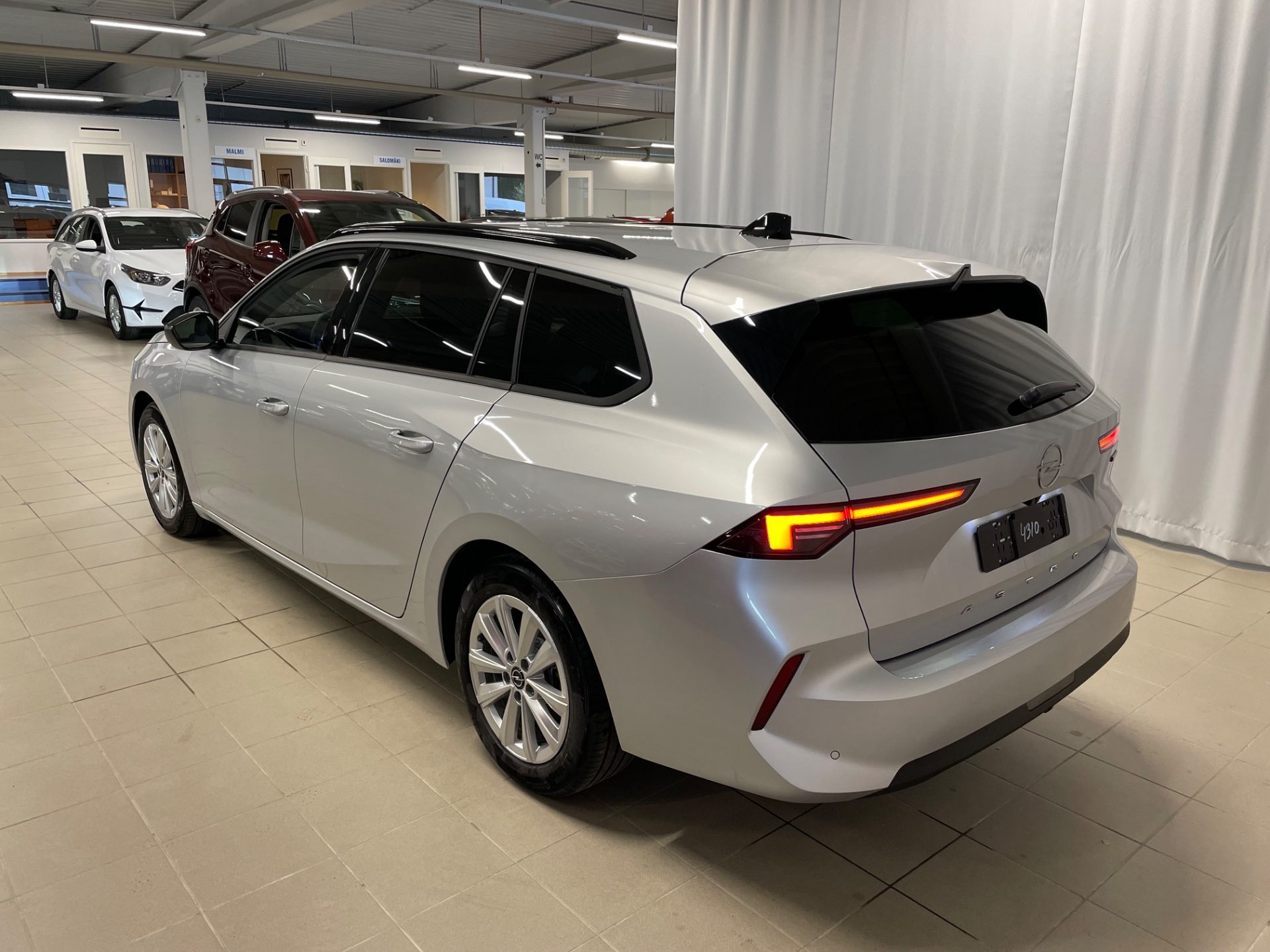 Opel Astra Sports Tourer Edition Plus Hybrid 145 Automaatti