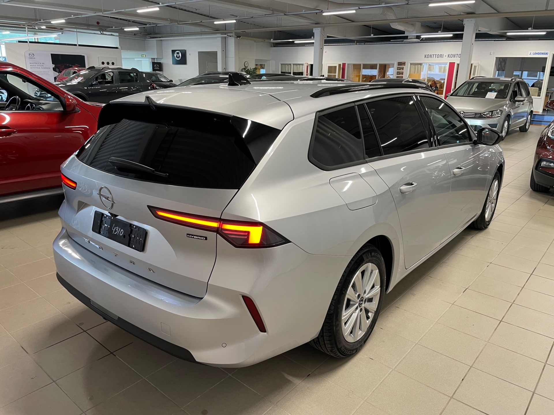 Opel Astra Sports Tourer Edition Plus Hybrid 145 Automaatti