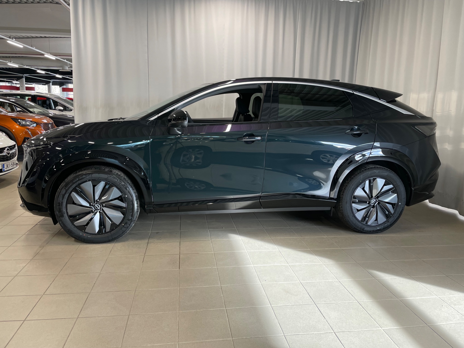 Nissan Ariya 87kWh Advance 2WD 22kw charger MY24 / Rahoitustarjous 0 % + kulut