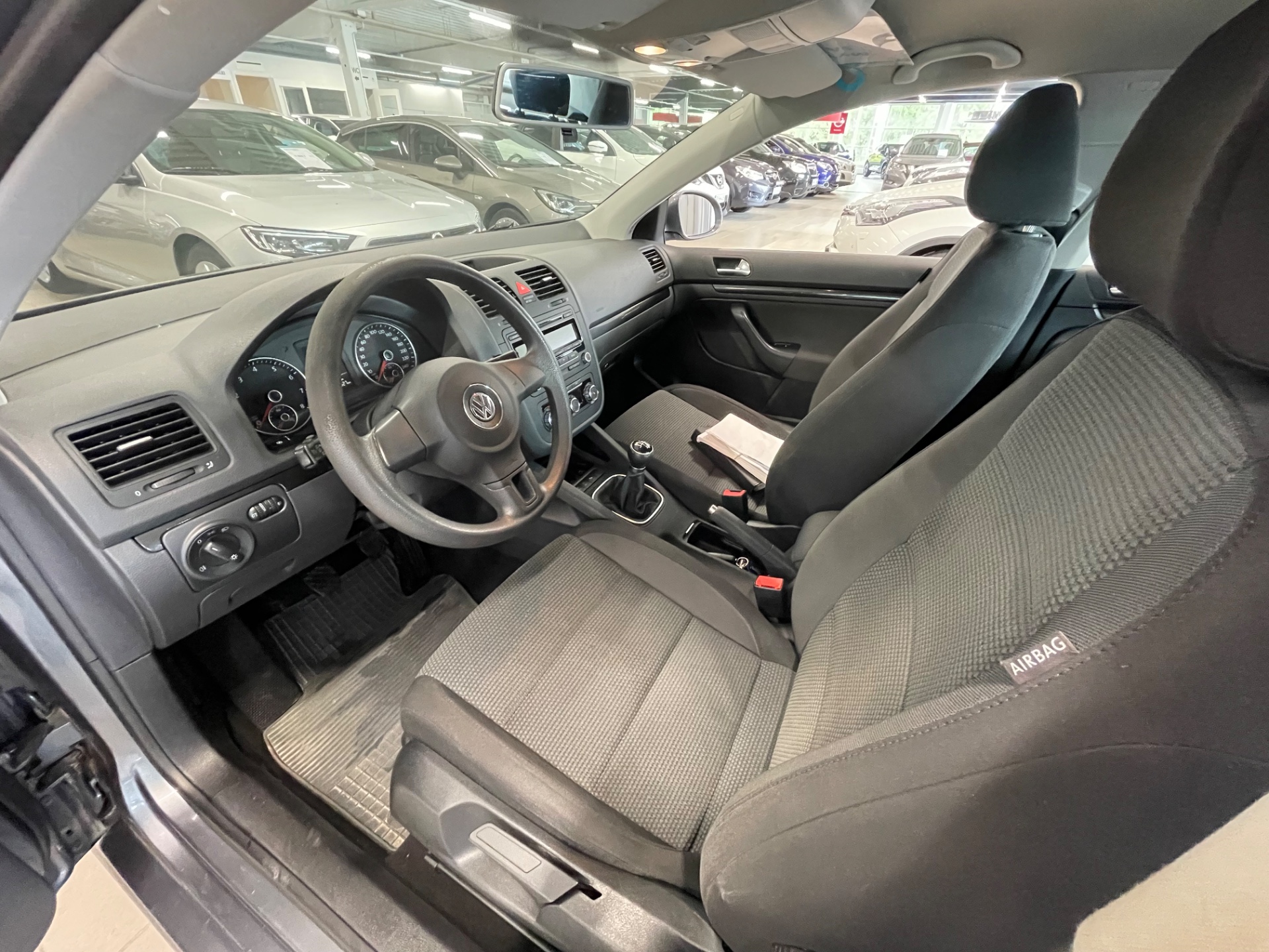 VOLKSWAGEN JETTA Comfortline 1,4 TSI 90 kW (122 hv)