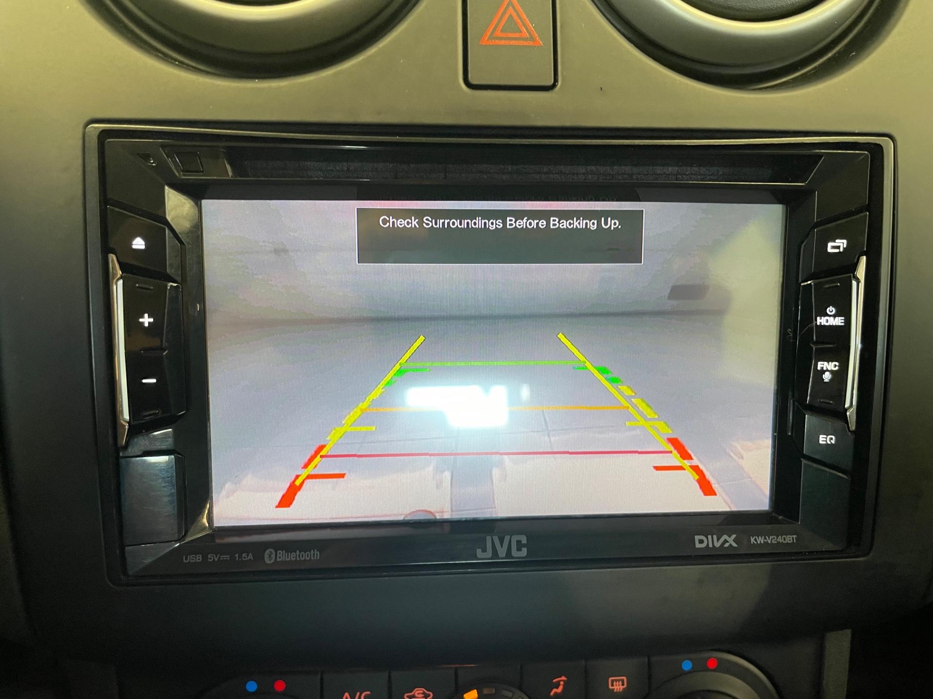 NISSAN QASHQAI 1,6L Stop / Start System Acenta 2WD 5M/T MY11