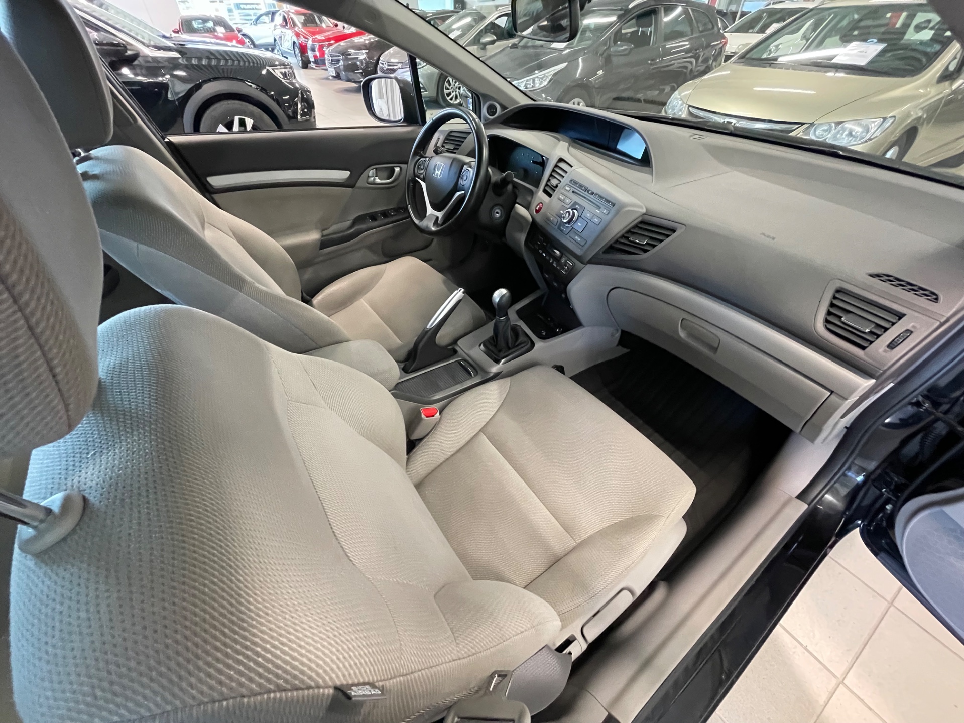 HONDA CIVIC 4D 1,8i Executive