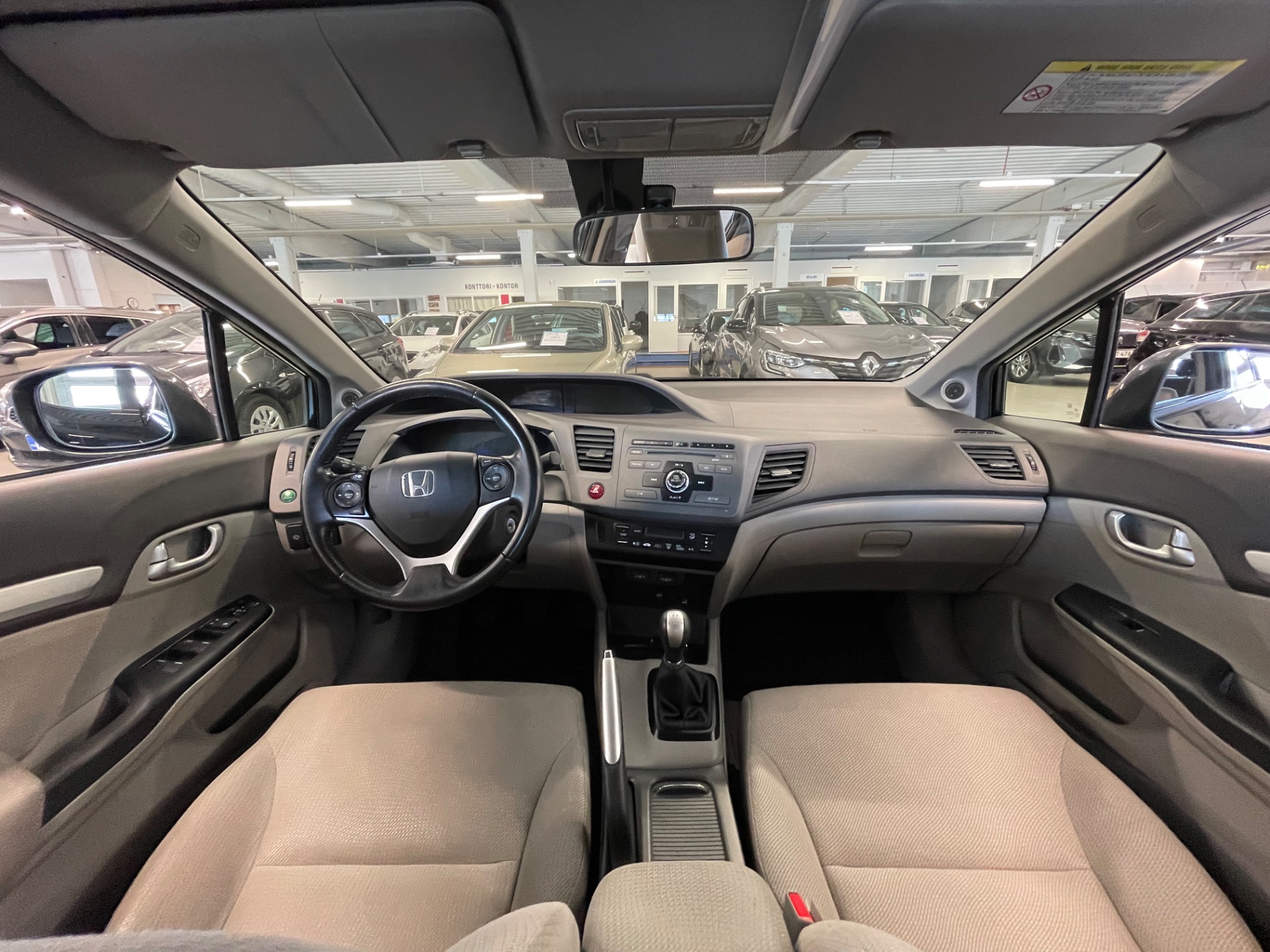 HONDA CIVIC 4D 1,8i Executive
