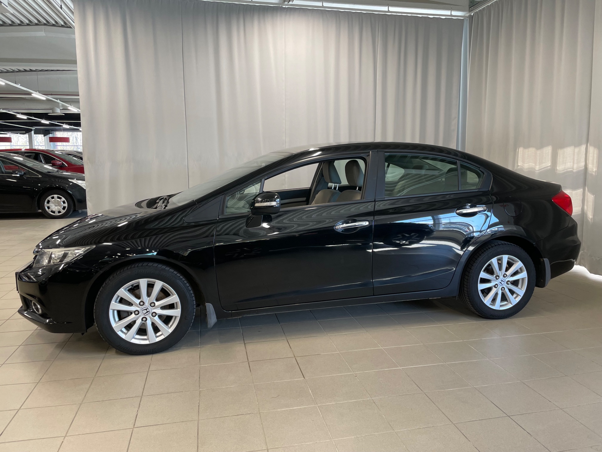 HONDA CIVIC 4D 1,8i Executive