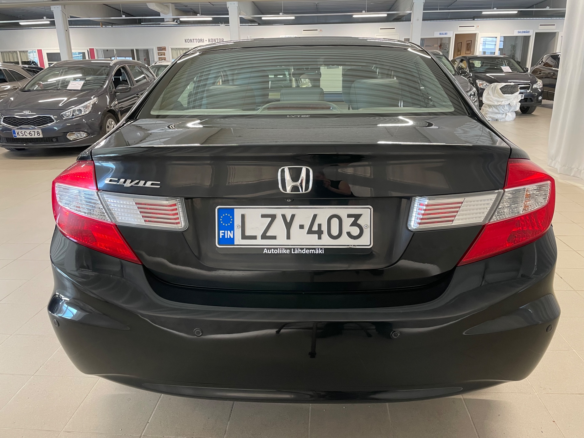 HONDA CIVIC 4D 1,8i Executive