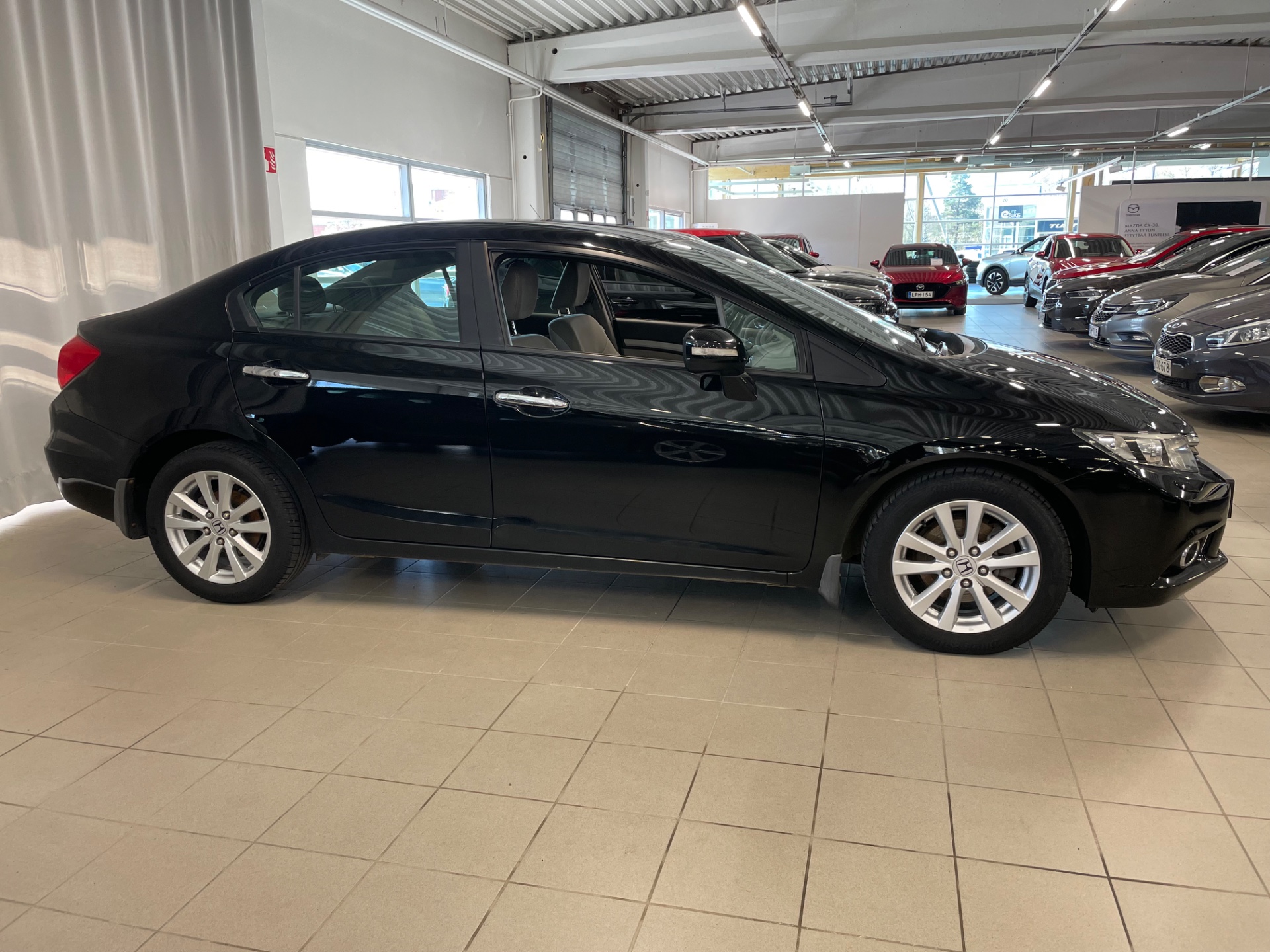 HONDA CIVIC 4D 1,8i Executive