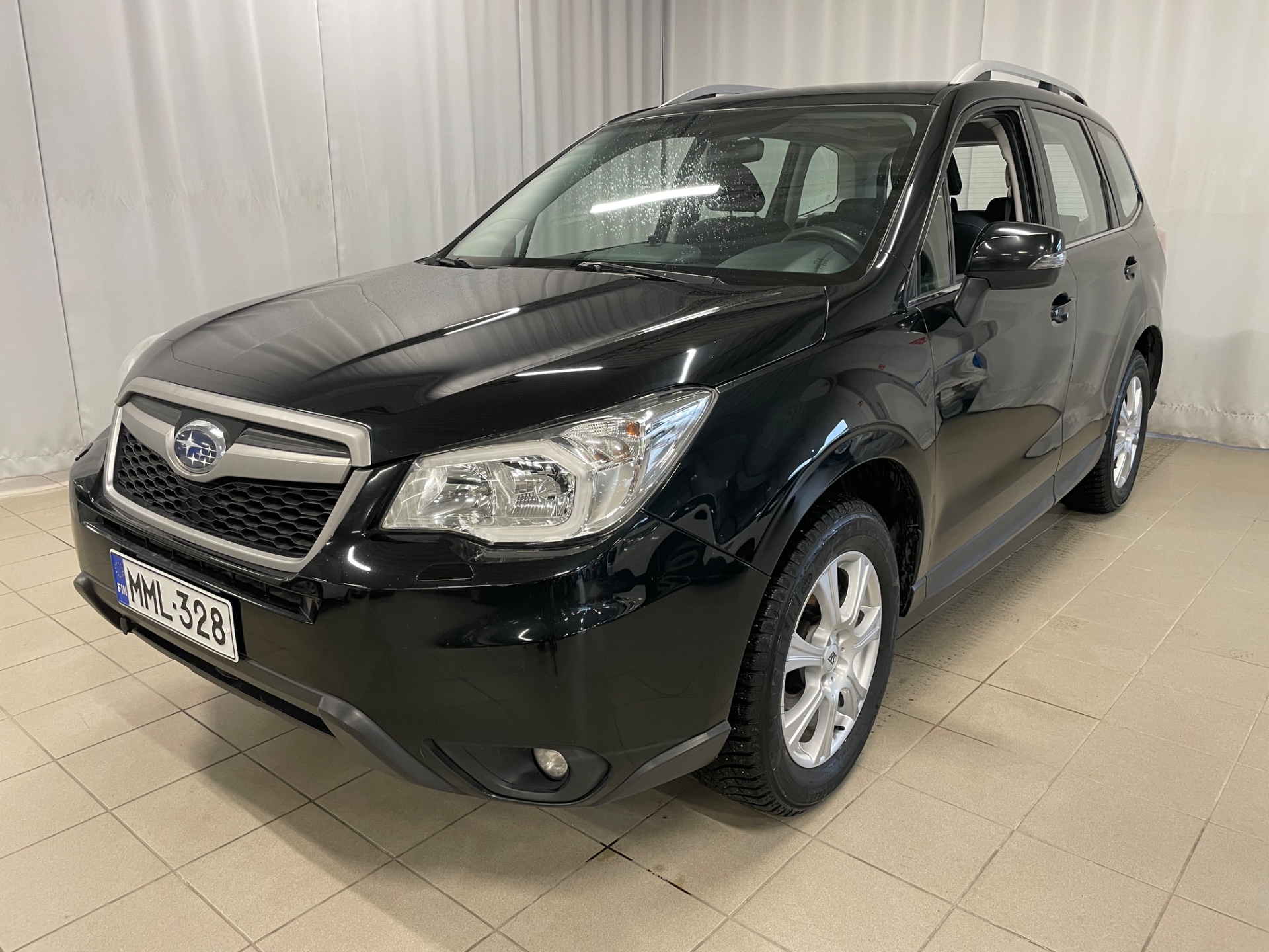 Subaru Forester 2,0 XS TD CVT / Neliveto / Hyvin huollettu