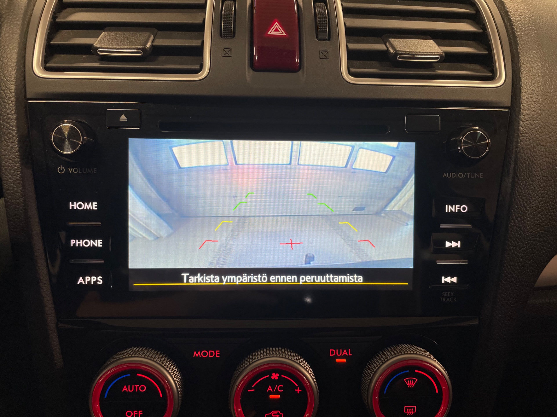 Subaru Forester 2,0 XS TD CVT / Neliveto / Hyvin huollettu