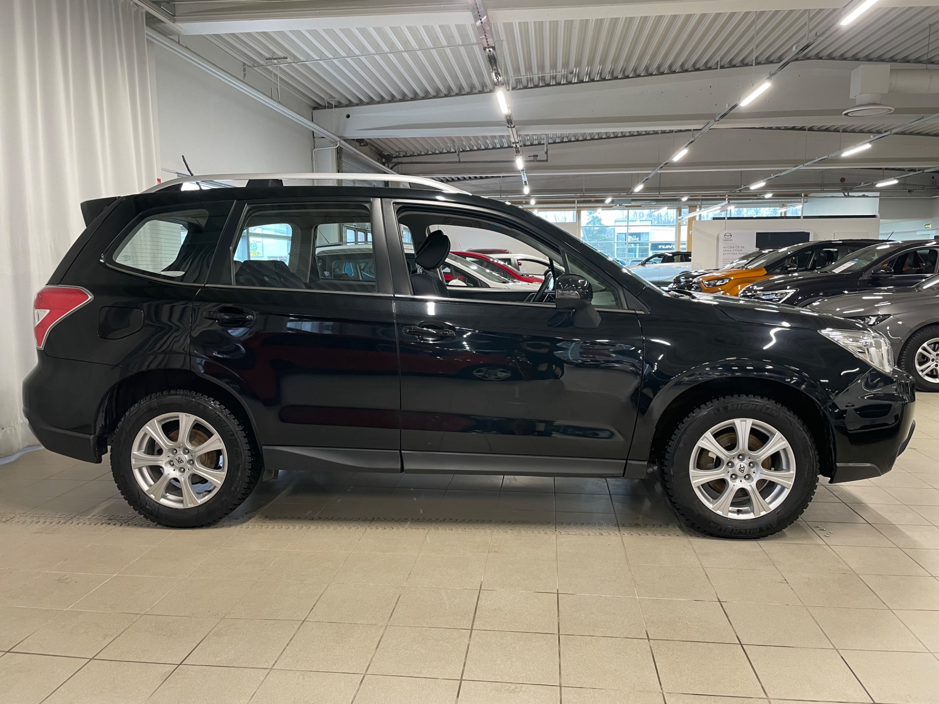 Subaru Forester 2,0 XS TD CVT / Neliveto / Hyvin huollettu