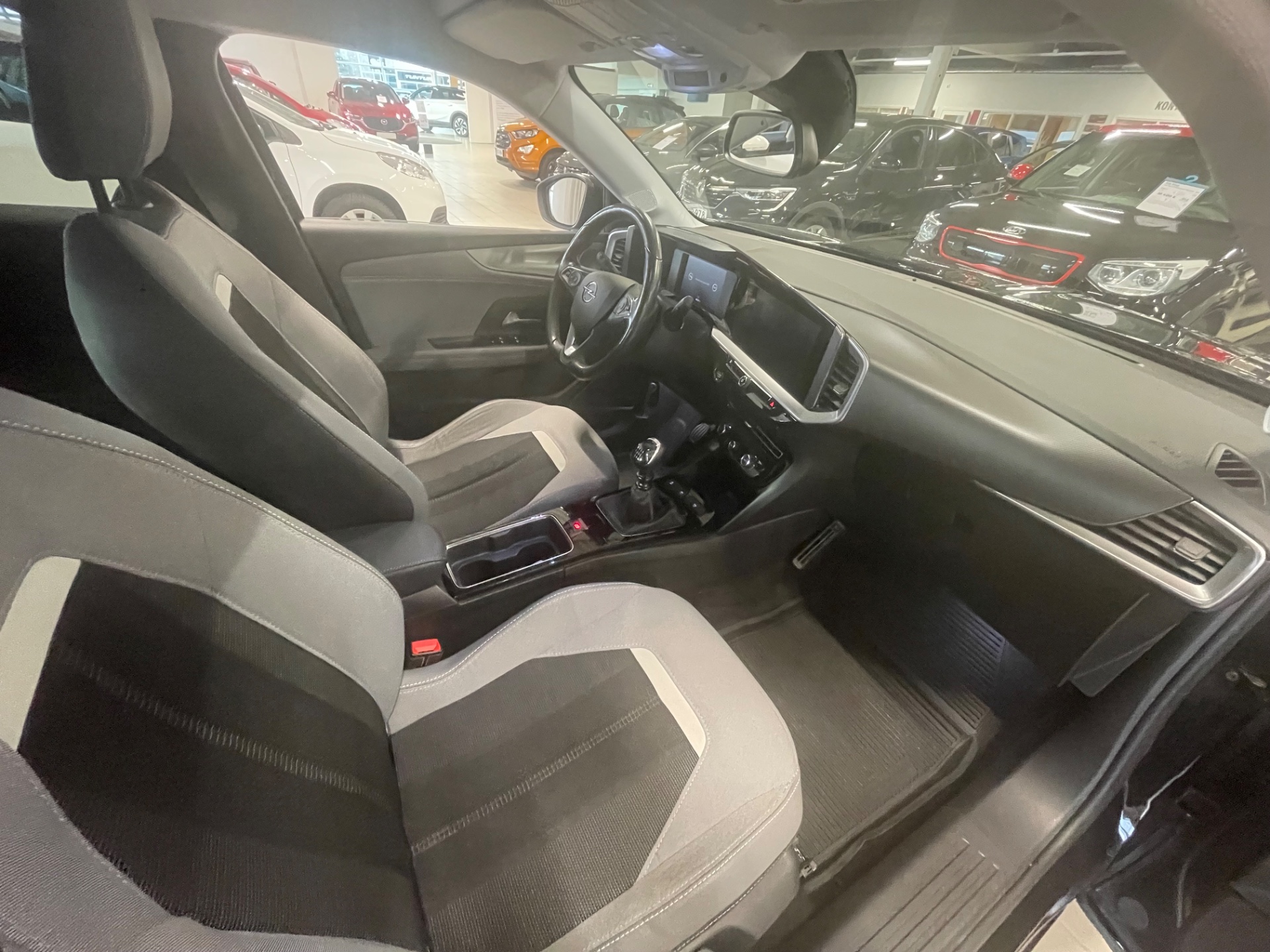 OPEL MOKKA (P2QO) Innovation Plus 100 Turbo / Täydellinen h-kirja / Hyvin varusteltu / Jakohihna vaihdettu /
