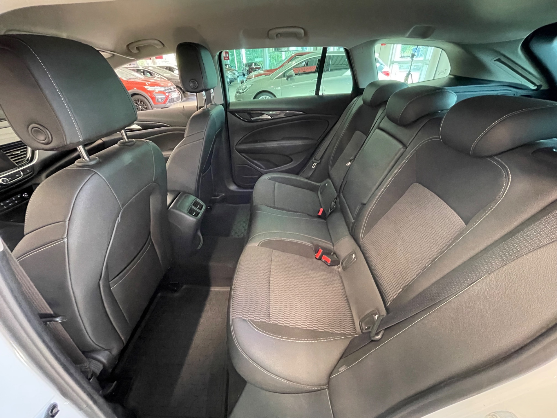 OPEL Insignia Sports Tourer Innovation Plus 165 Turbo A