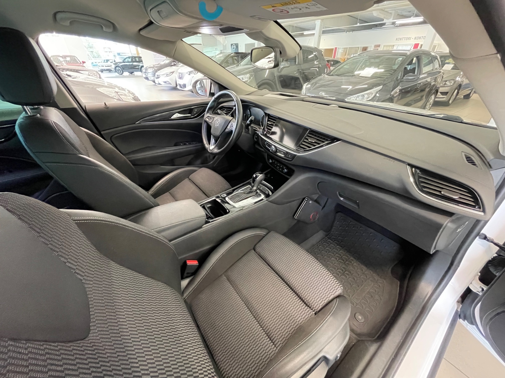 OPEL Insignia Sports Tourer Innovation Plus 165 Turbo A