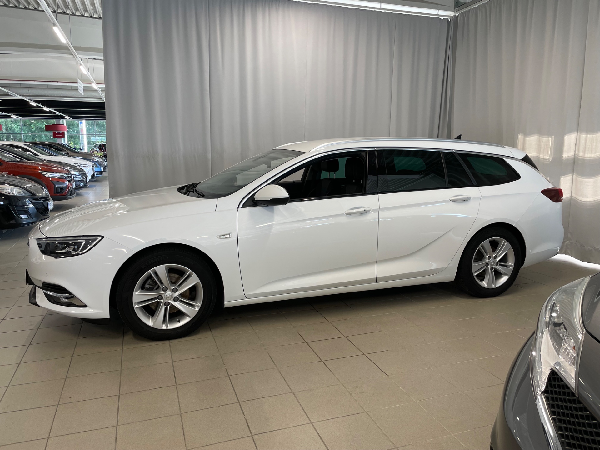 OPEL Insignia Sports Tourer Innovation Plus 165 Turbo A