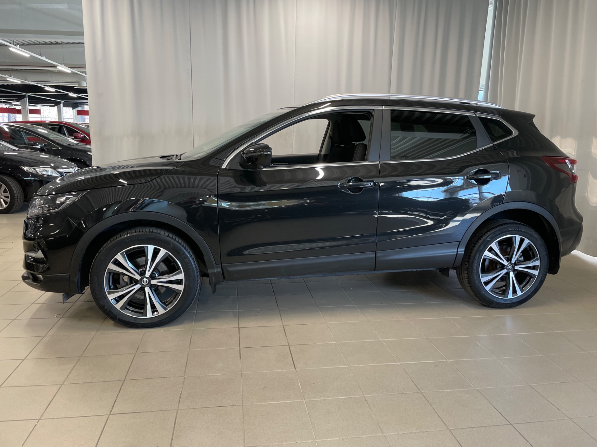 NISSAN QASHQAI DIG-T 160 N-Connecta 2WD DCT roof pack MY19