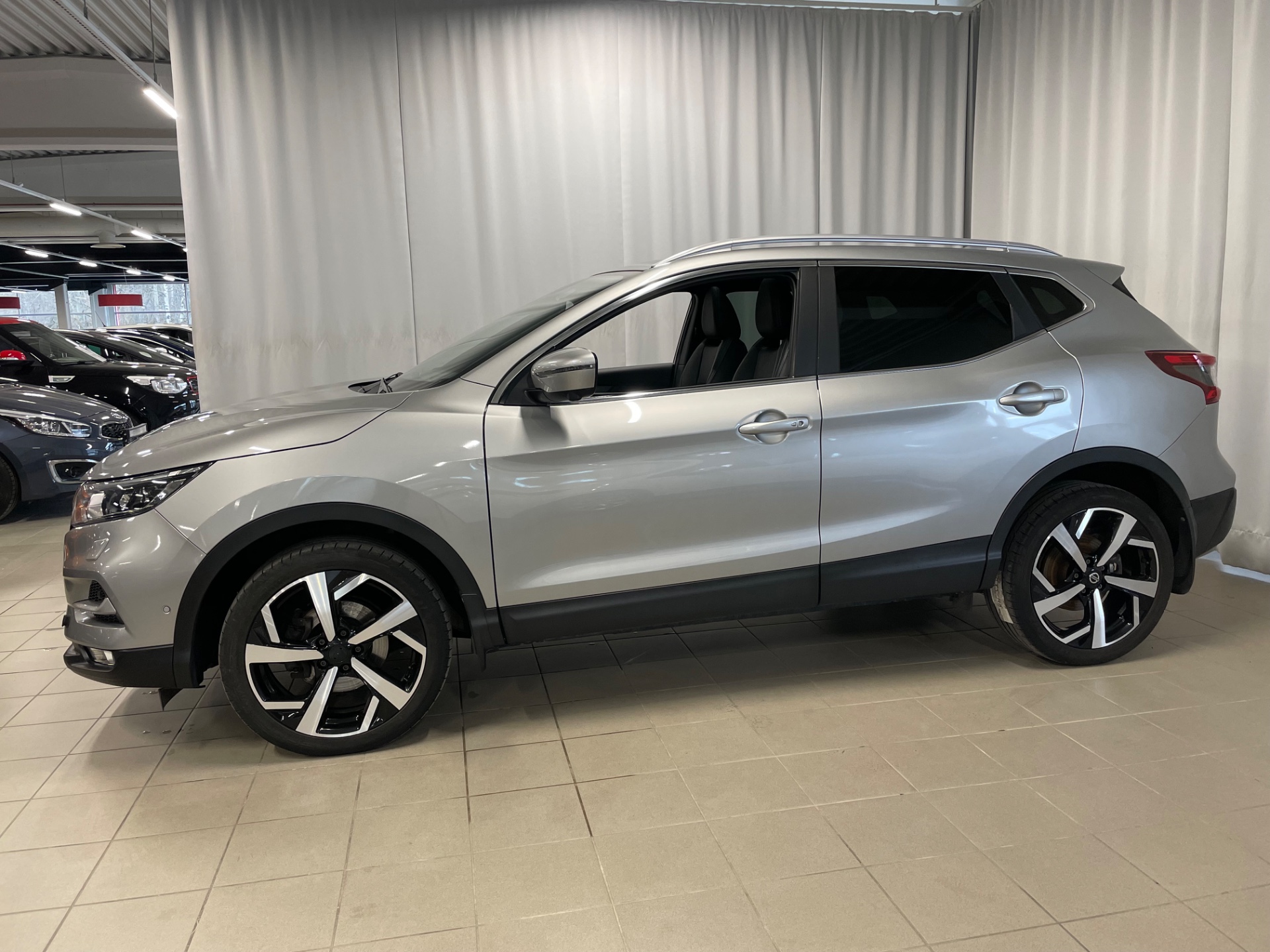 NISSAN NISSAN QASHQAI DIG-T 160 Tekna+ 2WD DCT NNC / Korkotarjous 2,99% + kulut