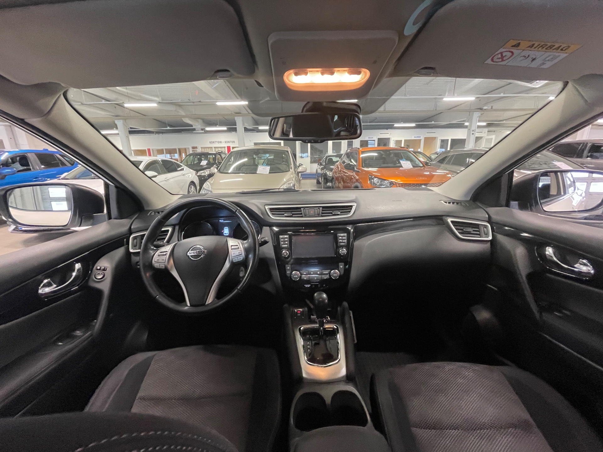 NISSAN QASHQAI DIG-T 115 Acenta 2WD Xtronic E6 Safety Pack Connect / Korkotarjous 2,99% + kulut