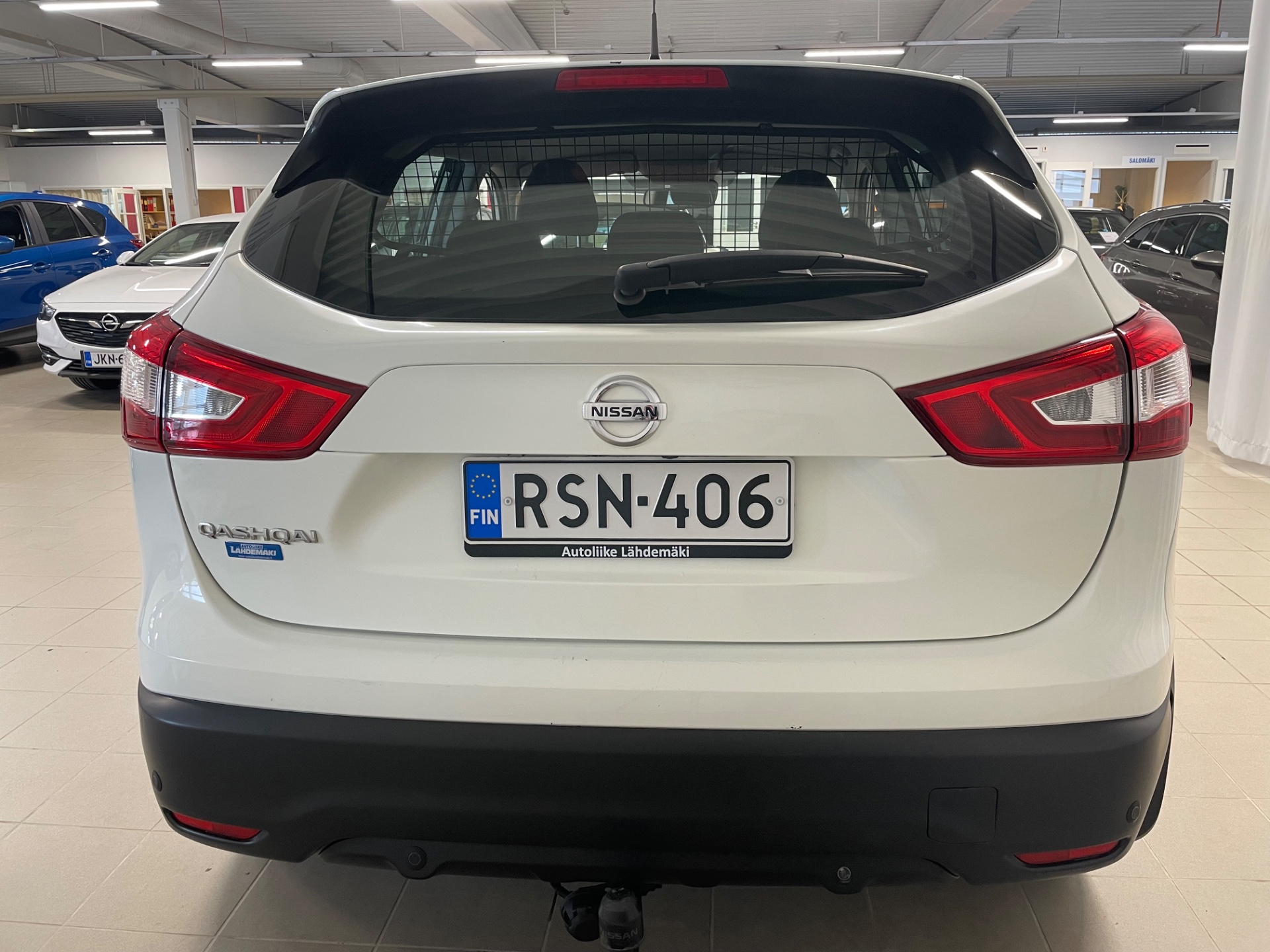 NISSAN QASHQAI DIG-T 115 Acenta 2WD Xtronic E6 Safety Pack Connect / Korkotarjous 2,99% + kulut