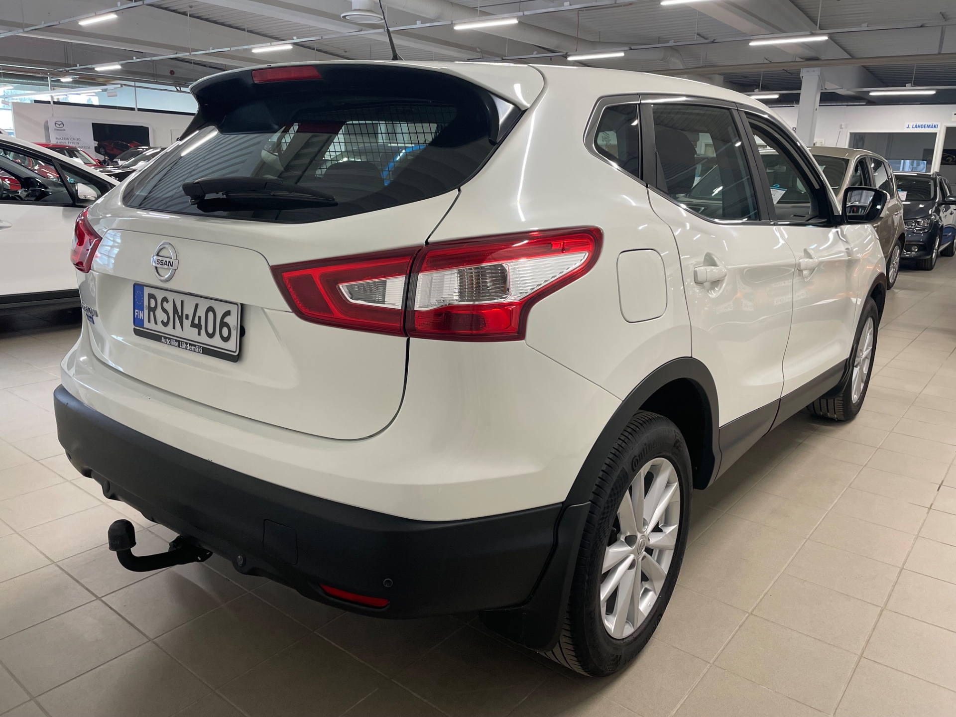 NISSAN QASHQAI DIG-T 115 Acenta 2WD Xtronic E6 Safety Pack Connect / Korkotarjous 2,99% + kulut