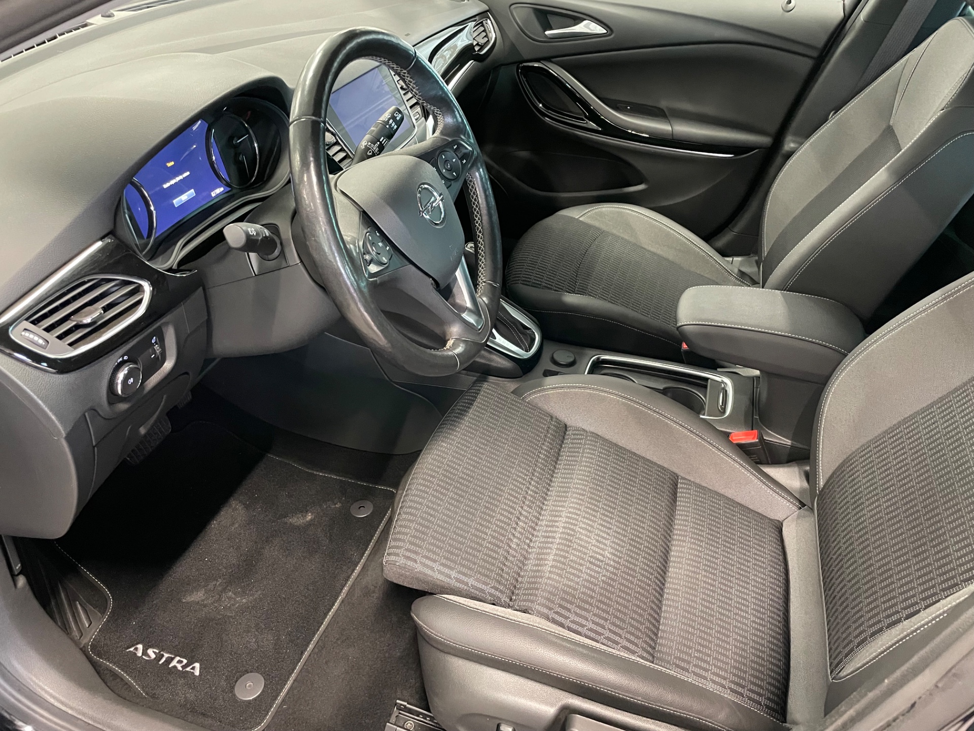 OPEL ASTRA Sports Tourer Ultimate Innovation 145 Turbo A