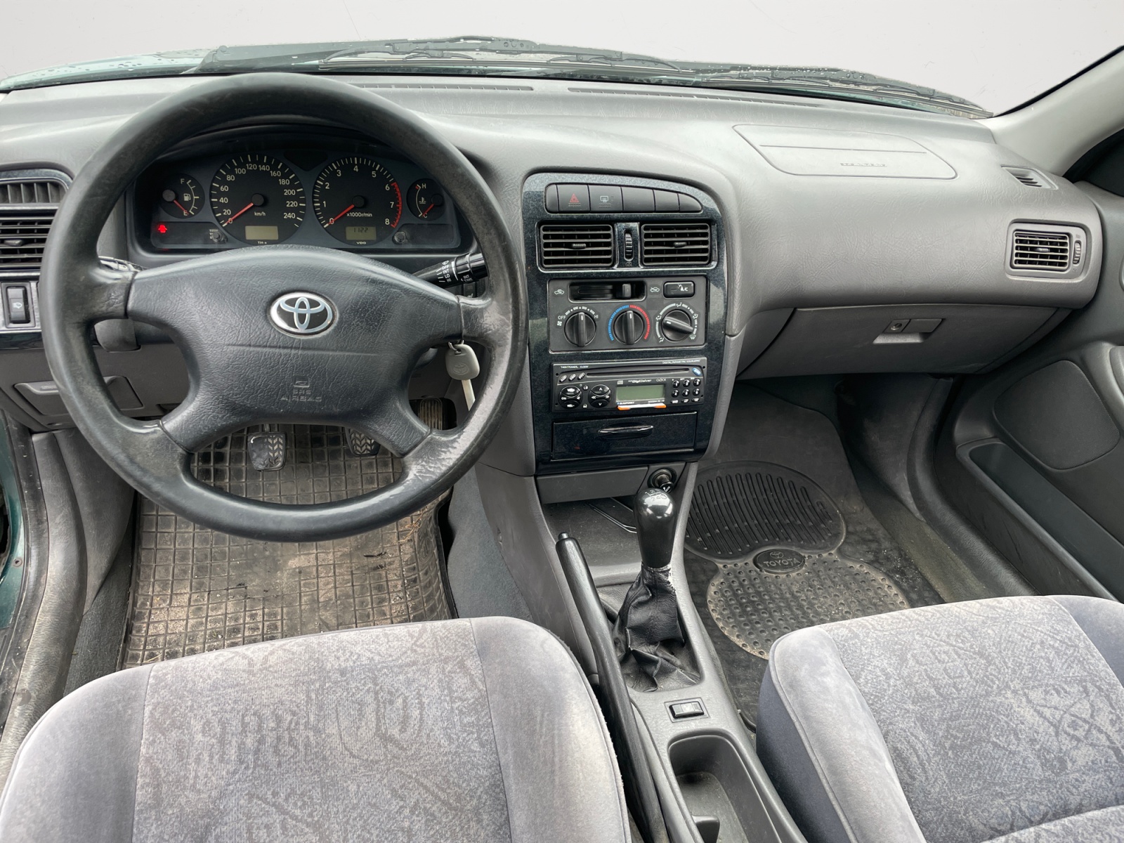 Toyota Avensis 12