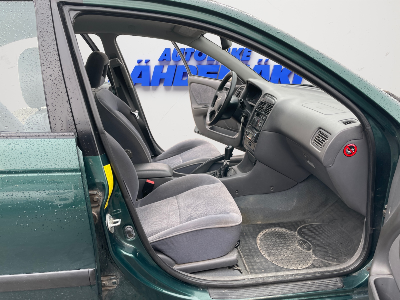 Toyota Avensis 17