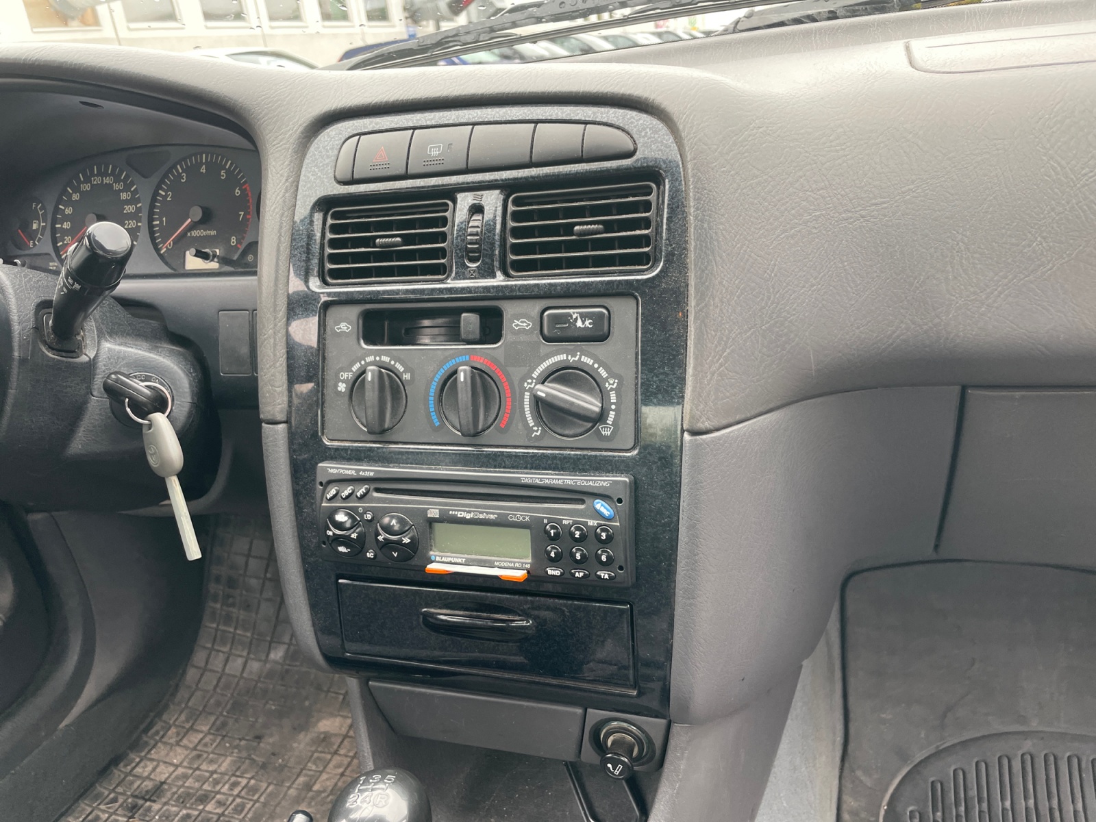 Toyota Avensis 21