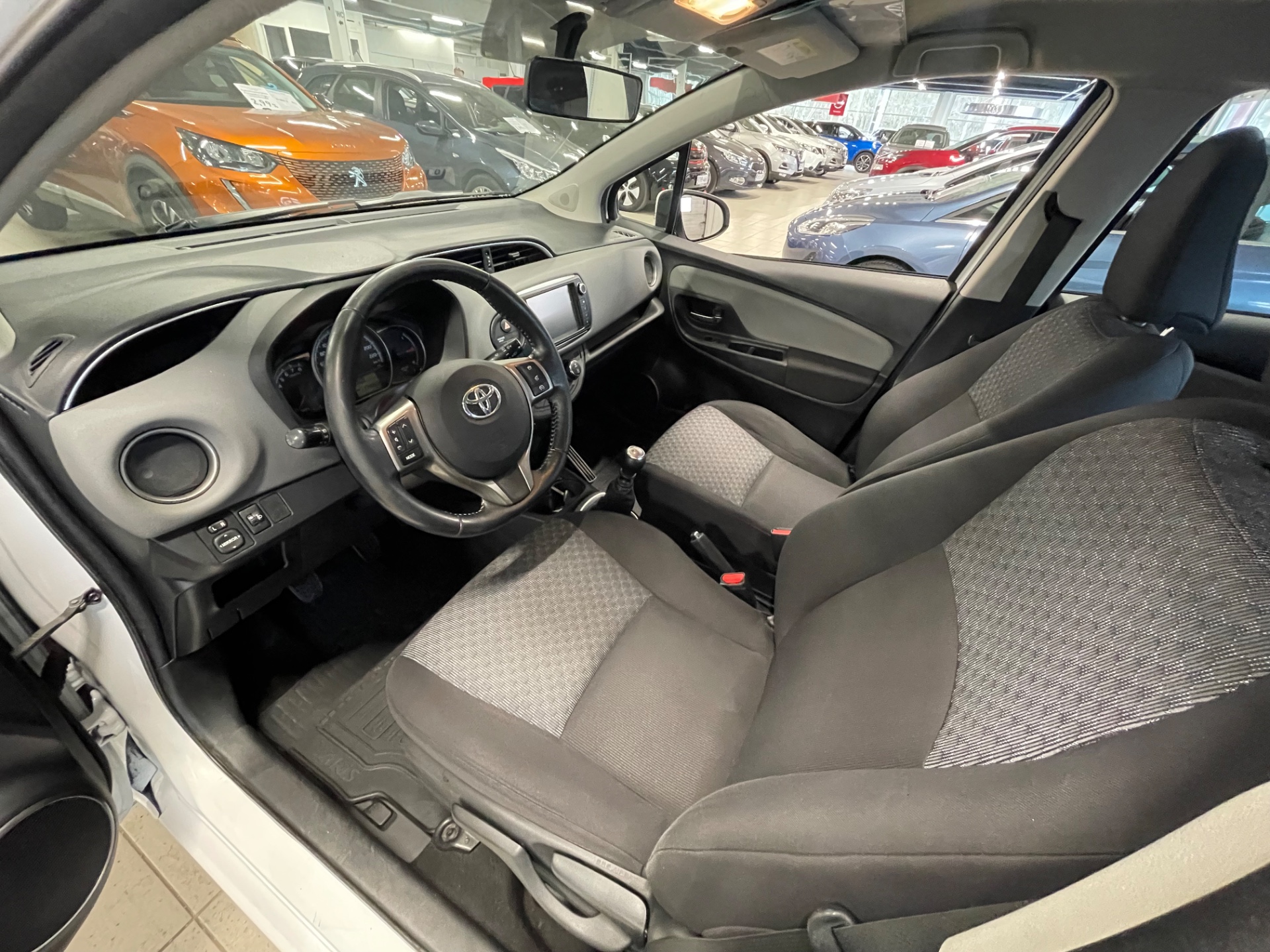 TOYOTA YARIS 1,33 Dual VVT-i Active 5ov /Korkotarjous 2,99% + kulut