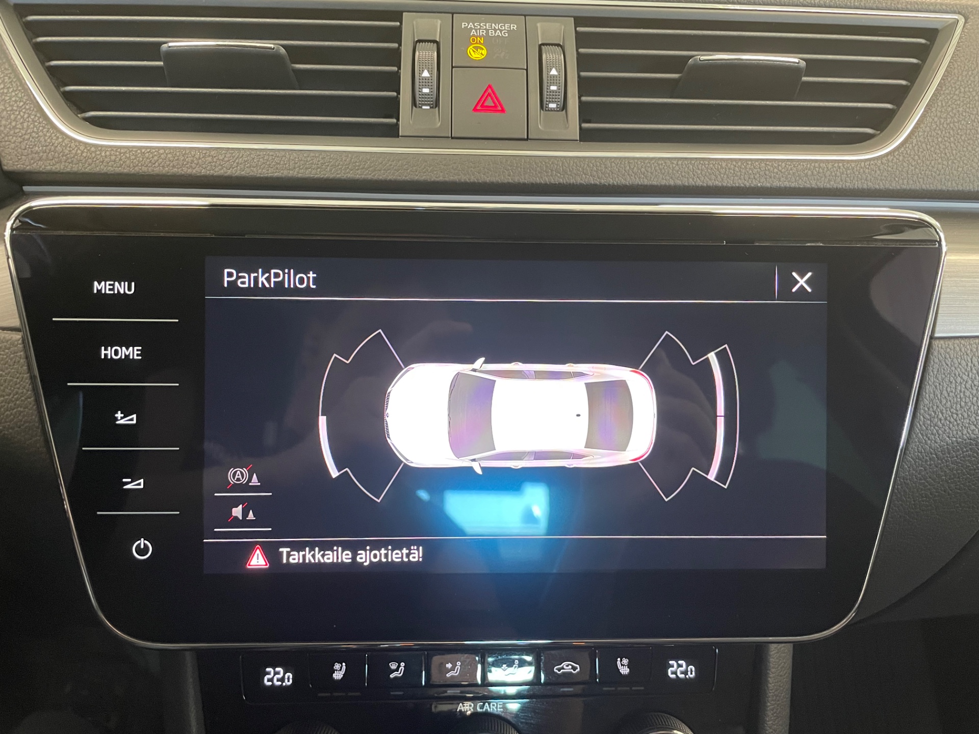 SKODA Superb 2,0 TDI 150 Style BusinessLine DSG Autom. / Mukautuva vakionopeudensäädin / Lämmitin kaukosäädöllä